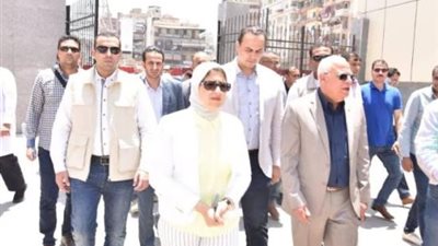 وزيرة الصحة ومحافظ بورسعيد يتفقدان مستشفى السلام بورسعيد