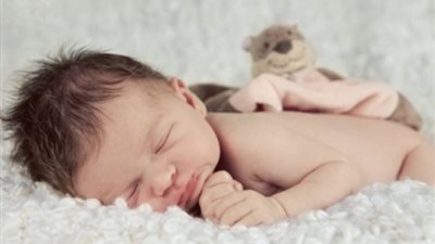 الجد يقتل حفيدته . . اختل توازنه