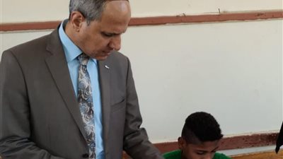 وكيل تعليم الفيوم يتابع امتحانات الدور الثاني بالفيوم