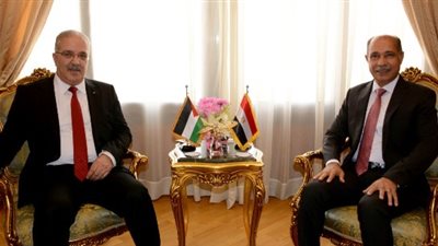 مصرللطيران تنقل 3348 حاجا فلسطينيا علي متن 12 رحلة جوية .