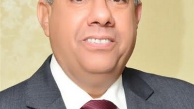 عبد العظيم حسين : بدء التشغيل التجريبي لمركز الاتصالات المتكامل لمصلحة الضرائب
