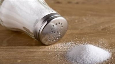 أبرزها أمراض القلب وسرطان المعدة . . تعرف على خطورة الإفراط في تناول الملح
