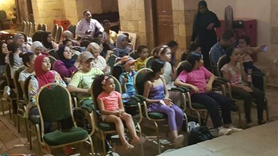 كاريكاتير و السيرك وأفلام كارتون بمركز ابداع الطفل
