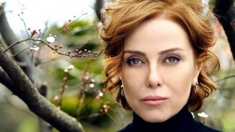 المغنية الشهيرة زحل
