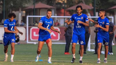وحيد والشيخ وصبحي ينتظمون في مران الأهلي الجماعي