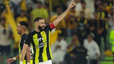 حجازي وبنزيما على رأس تشكيل اتحاد جدة امام الاهلى
