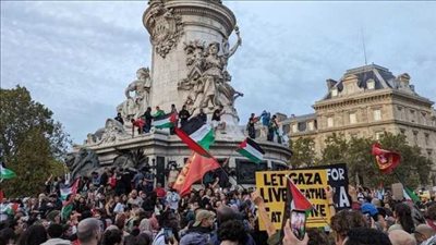 مظاهرات في باريس للمطالبة بوقف فوري ودائم لإطلاق النار في غزة