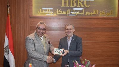 بحوث الإسكان والبناء يستقبل وفد معهد الخرسانة الأمريكي