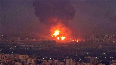 مصرع وإصابة 92 شخصا جراء انفجار مستودع نفطي في غينيا
