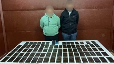 عايز يغير عملة.. ضبط طالبين نصبا على أجنبي في أمواله بدمياط