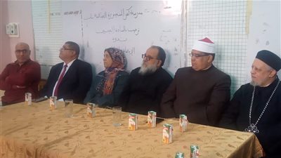 صانعي السلام بالمنيا تنفذ ندوة بمدرسة كفر المنصورة الصناعية بنات