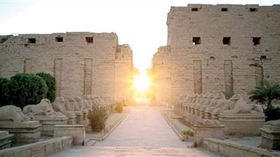 الأقصر تحتفل بظاهرة تعامد الشمس على معابد الكرنك .. الخميس