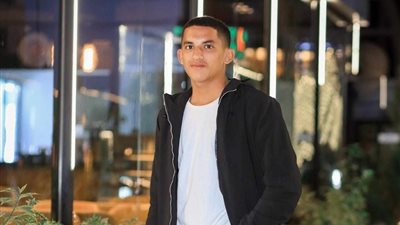 الفنان محمد حمدي يشارك في مسرحية 