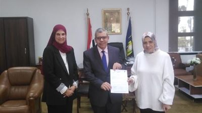 حسناء ابو العباس مديرا لإدارة الوافدين بجامعة القناة