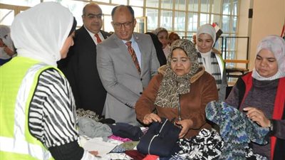 جامعة حلوان تنظم معرضًا خيريًا للملابس بأسعار رمزية