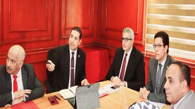 الجيزاوي ورفعت يفتتحان أعمال اللجنة العليا لاعتماد المدربين
