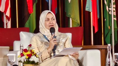 مستشار شيخ الأزهر للوافدين:المرأة سبب النهوض الحضاري بالشعوب
