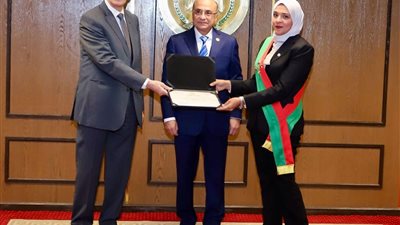 وزير العدل يشهد احتفالية تكريم المستشارين المتميزين