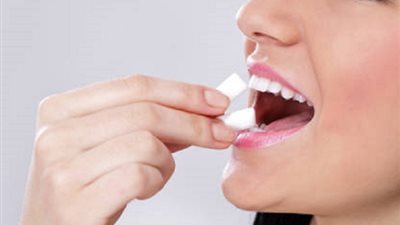 الكراميل والتوفي أكثر أنواع الحلويات ضررا للأسنان