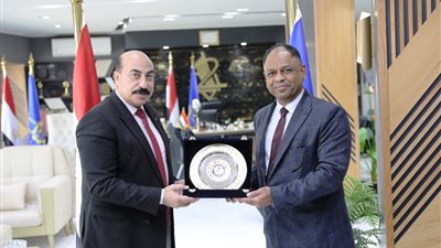 محافظ أسوان ورئيس المركز القومى للبحوث يوقعان على برتوكول تعاون
