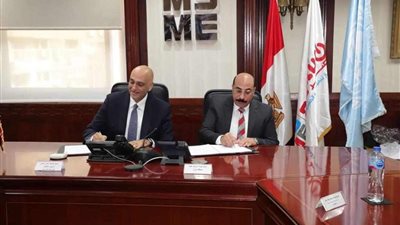 توقيع عقود تعاون بين جهاز تنمية المشروعات ومحافظة أسوان
