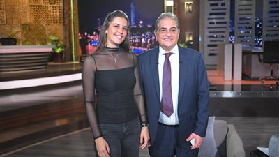 أسامة كمال يستضيف فرح الديباني وهشام الجخ في حلقة رأس السنة على dmc
