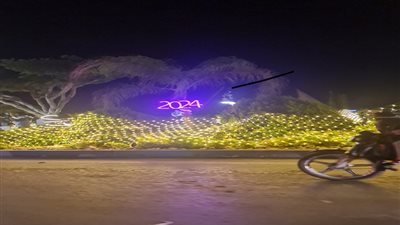 الأقصر تحتفل بالعام الجديد بالصواريخ والألعاب النارية