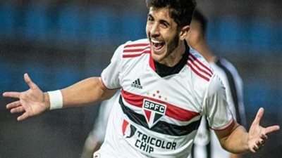 باريس سان جيرمان يتعاقد مع البرازيلي لوكاس بيرالدو