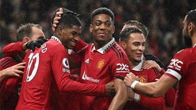 فرانكفورت يعلن التعاقد مع لاعب مانشستر يونايتد