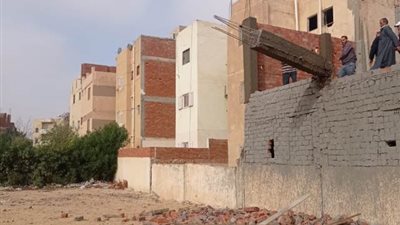 رضوان: جهاز بدر يزيل دورين سكنى وتحويل الملاك للنيابة.. بالصور