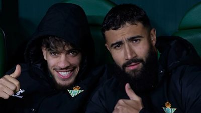 ريال بيتيس يفشل في إبقاء الزلزولي ورياض