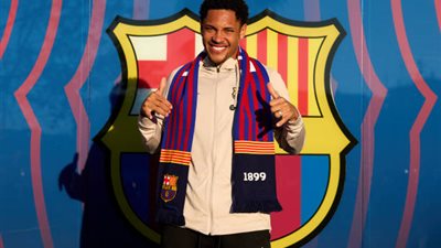 برشلونة يقدم البرازيلي فيتور روكي للجماهير.. غدًا