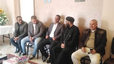 قيادات جهاز حدائق العاصمة تقدم التهنئة للمسيحيين بعيد الميلاد صور