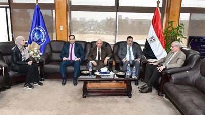 وحدة حقوق الإنسان بالتعليم العالي تنظم ورشة عمل بجامعة القناة