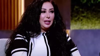 شاهيناز لـ حلمى بكر: 
