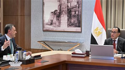 رئيس الوزراء: إعداد مشروع قانون التعامل مع السائح الأجنبي