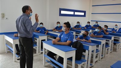 فتح باب التقدم للعمل بمدارس التكنولوجيا التطبيقية.. الشروط