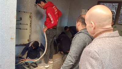 مدير صحة الشرقية يتفقد رفع كفاءةالكهرباء بمستشفى منياالقمح