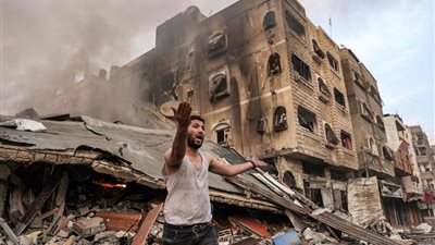 القصف الإسرائيلي على غزة.. بحراً وجواً وبراً