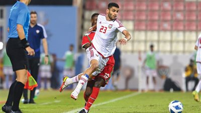 بالفيديو.. منتخب الإمارات يسجل الهدف الأول في مرمى هونج كونج