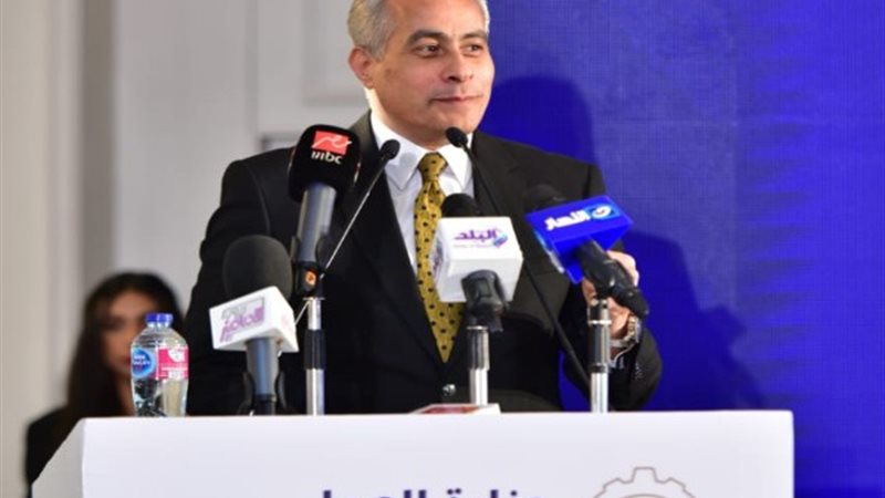 شحاتة يُطلق مشروع
