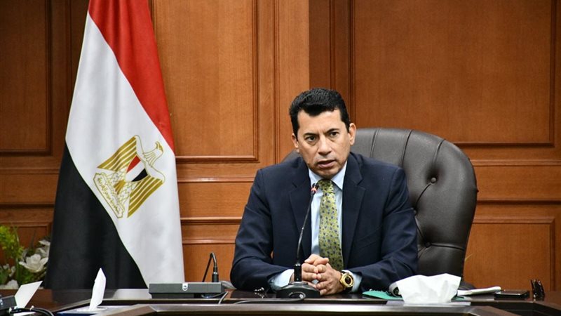 الدكتور أشرف صبحي