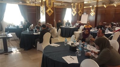 أسيوط تشارك فى تدريب مهارات الاتصال