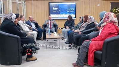 رئيس جامعة دمياط يتفقد المركز الجامعي للتطوير المهني
