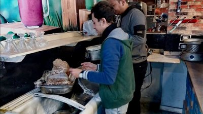 مخالفات صحية ومأكولات غير صالحة فى حملة للبيئة بمدينة الأقصر