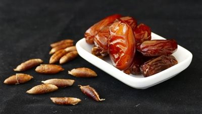 4 فوائد لنواة التمر تدفعك للاحتفاظ بها..تعرف عليها