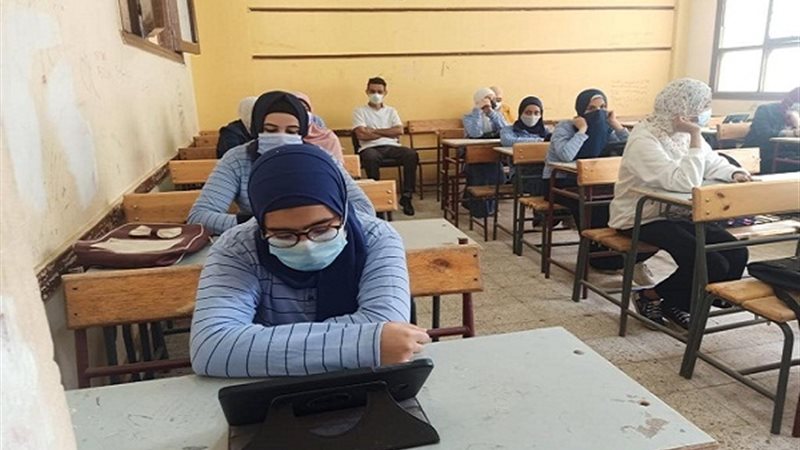 لجان امتحانات