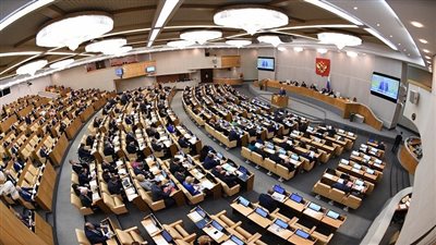 الدوما الروسي يطالب الأمم المتحدة بإدانة جرائم كييف
