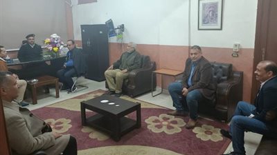 رئيس جهاز الشروق يهنئ ضباط أقسام المدينة بعيد الشرطة