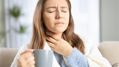 كيف تتخلص من التهاب الحلق في الشتاء بطرق طبيعية داخل المنزل